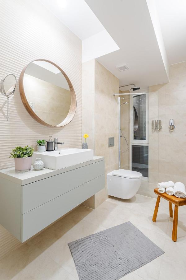 Il Lago - Sunrise - Cozy Luxurious Smart Home By The Lake Voluntari Eksteriør bilde